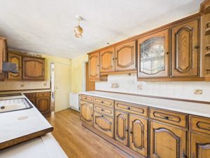 Kitchen- click for photo gallery